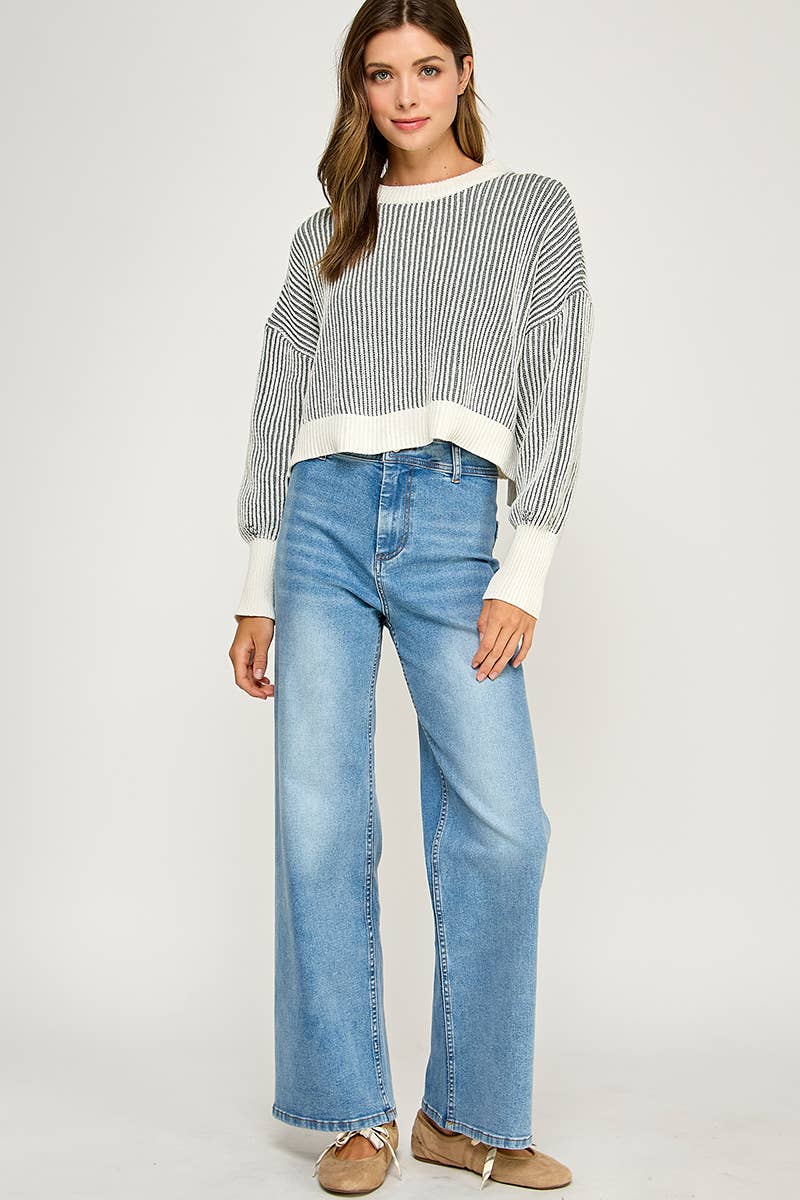 RIBBED KNIT BALLOON SLEEVE SWEATER
